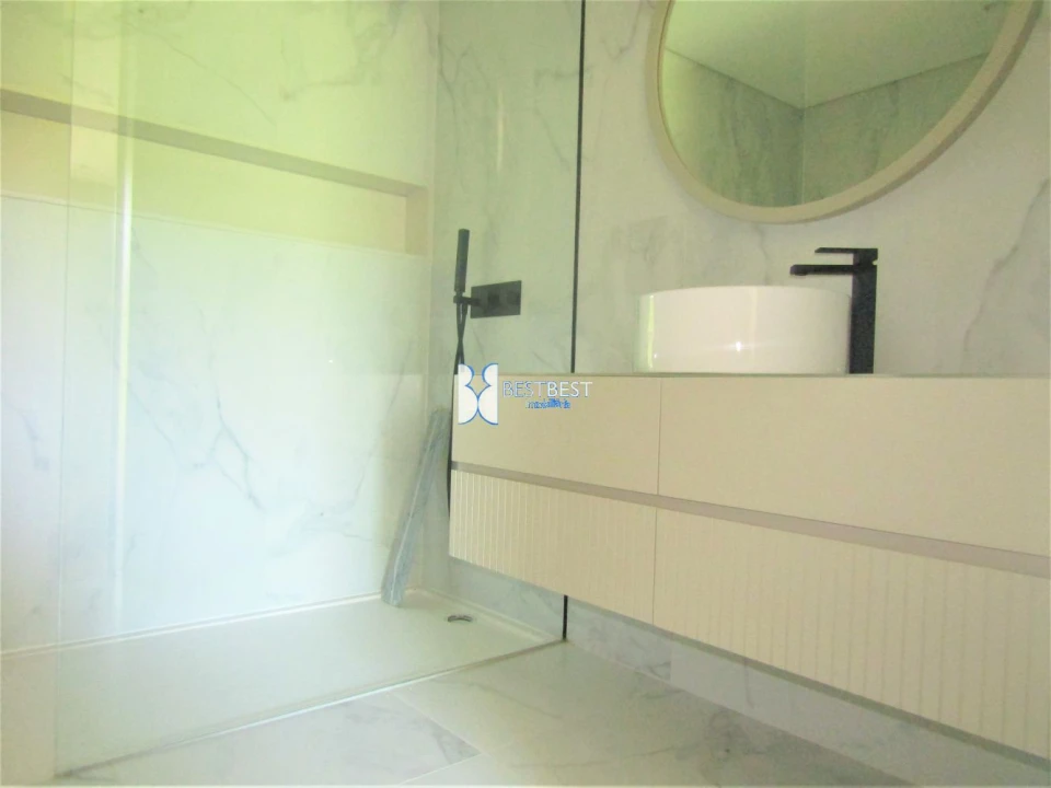 Moradia T4 para Venda em Ribeirão Foto 13