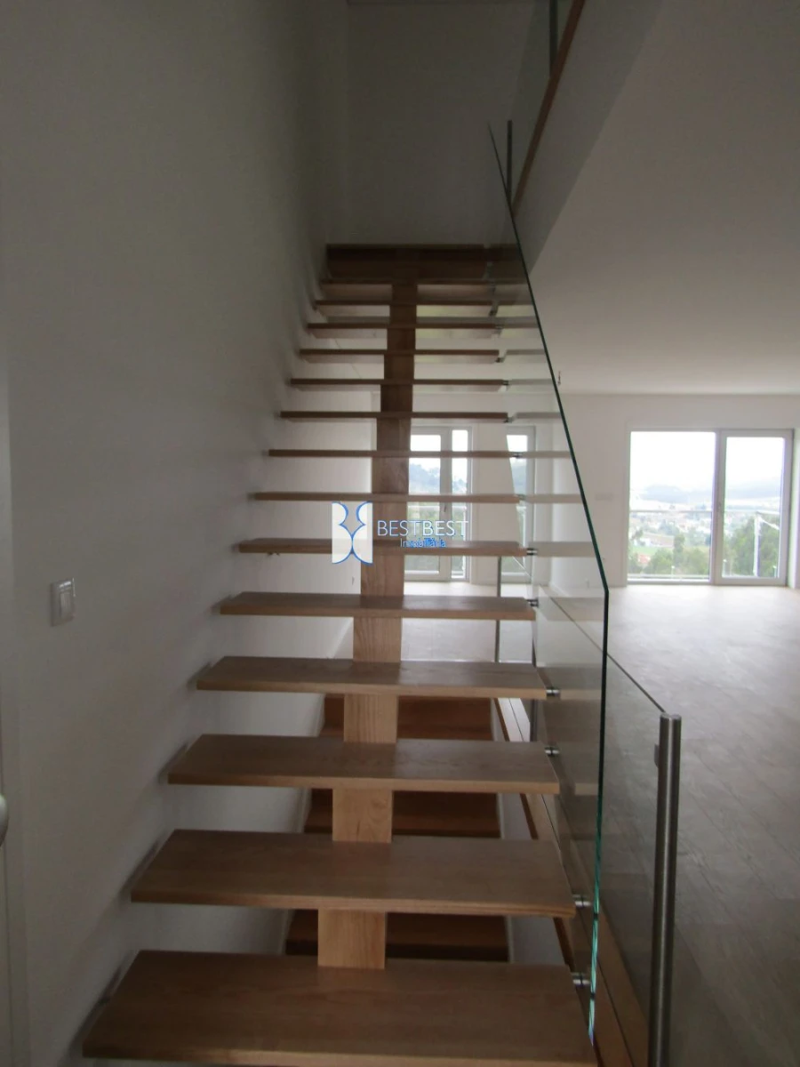 Moradia T3 para Venda em Gondifelos, Cavalões e Outiz Foto 4