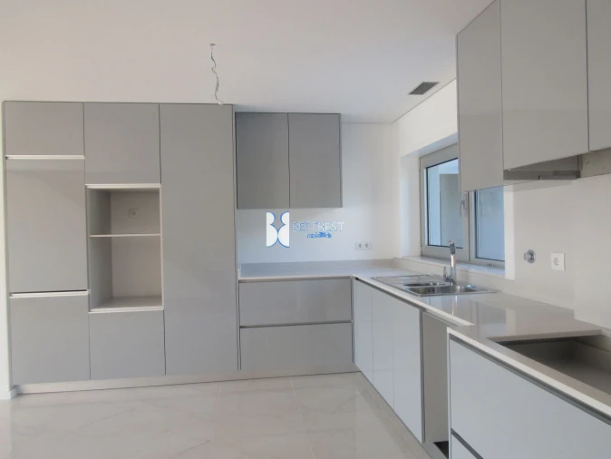 Moradia T3 para Venda em Gondifelos, Cavalões e Outiz Foto 8