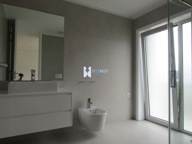 Moradia T3 para Venda em Gondifelos, Cavalões e Outiz Foto 13