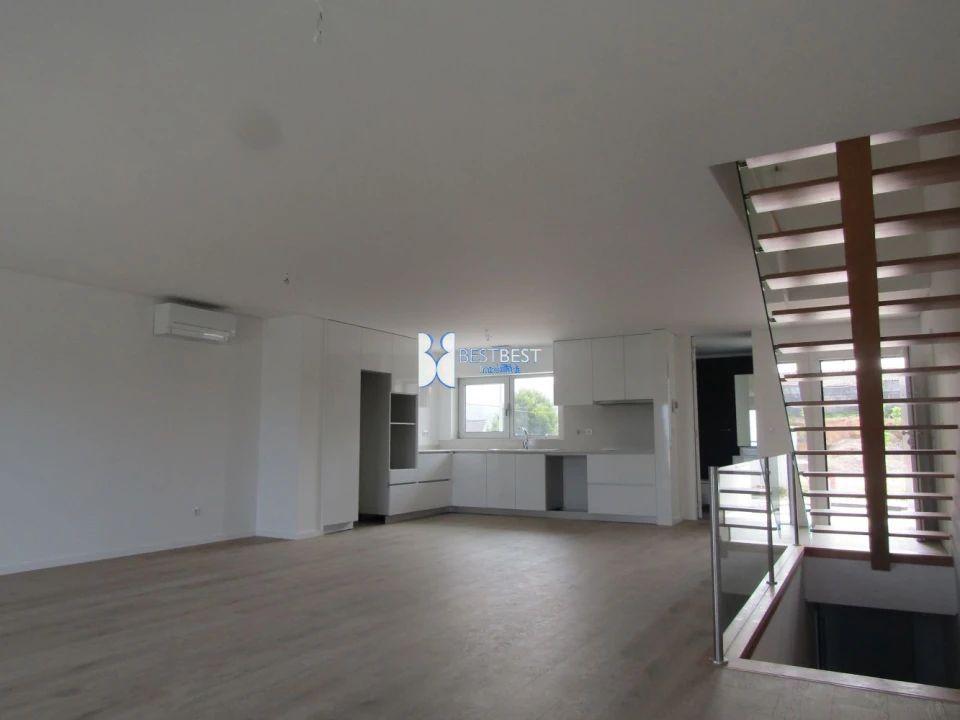 Moradia T3 para Venda em Gondifelos, Cavalões e Outiz Foto 5