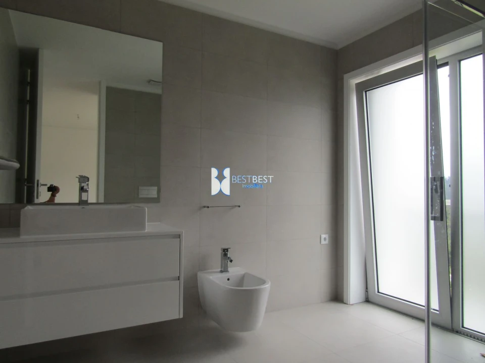 Moradia T3 para Venda em Gondifelos, Cavalões e Outiz Foto 13