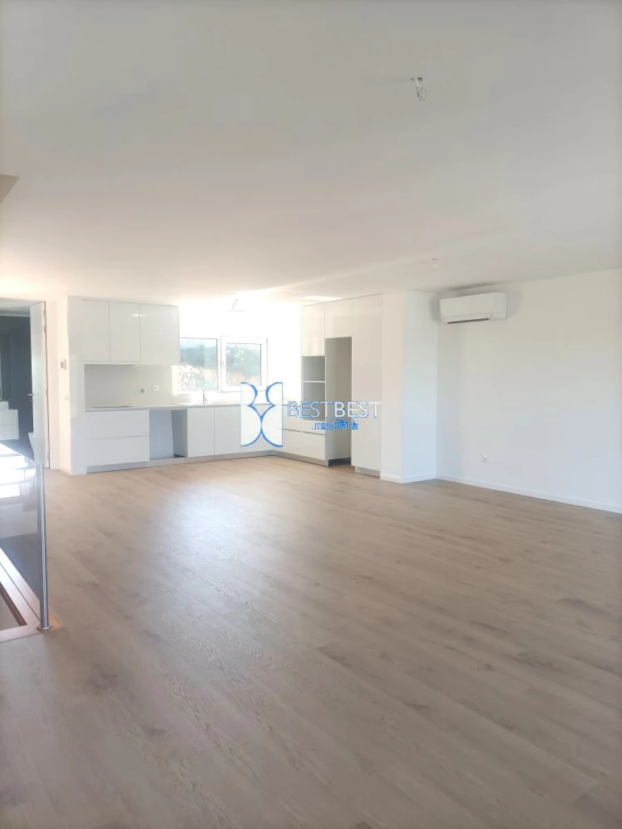 Moradia T3 para Venda em Gondifelos, Cavalões e Outiz Foto 3