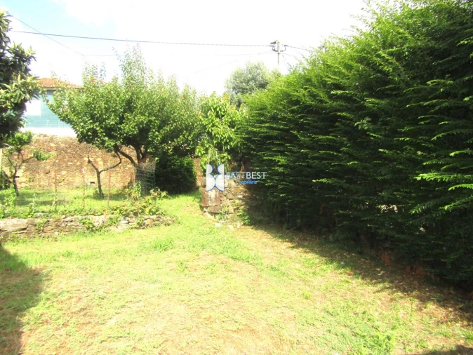 Moradia T6 para Venda em Bougado (São Martinho e Santiago) Foto 7