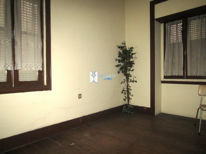 Moradia T6 para Venda em Bougado (São Martinho e Santiago) Foto 12