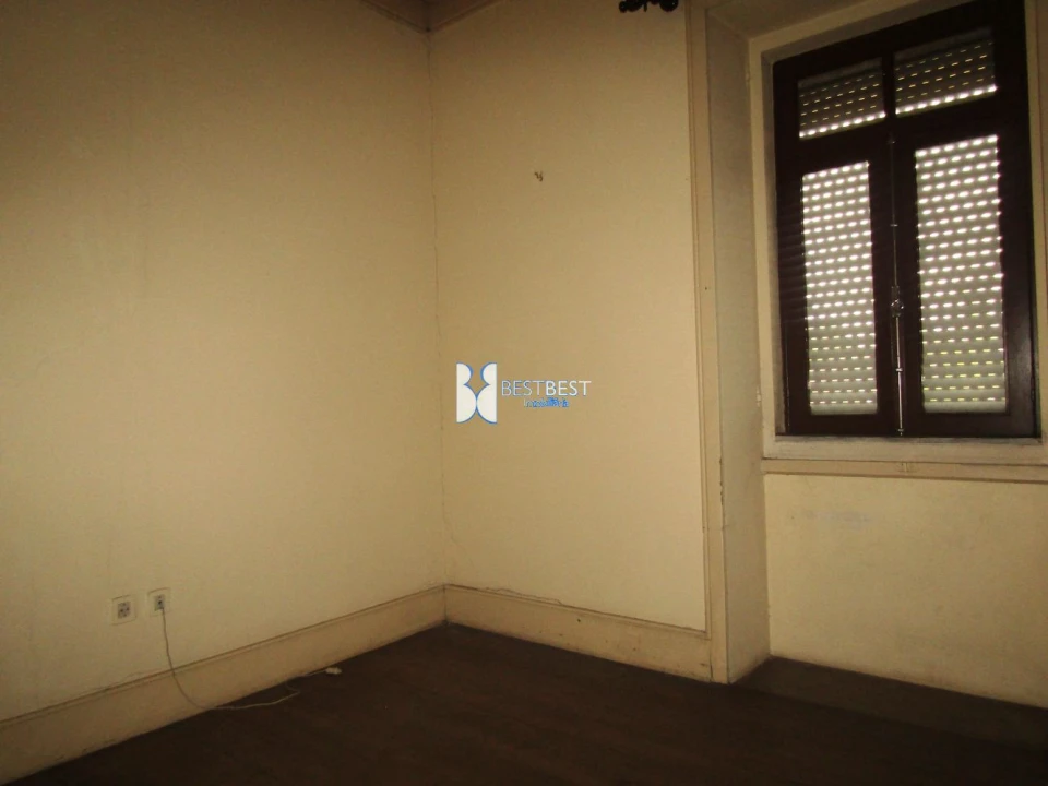 Moradia T6 para Venda em Bougado (São Martinho e Santiago) Foto 24