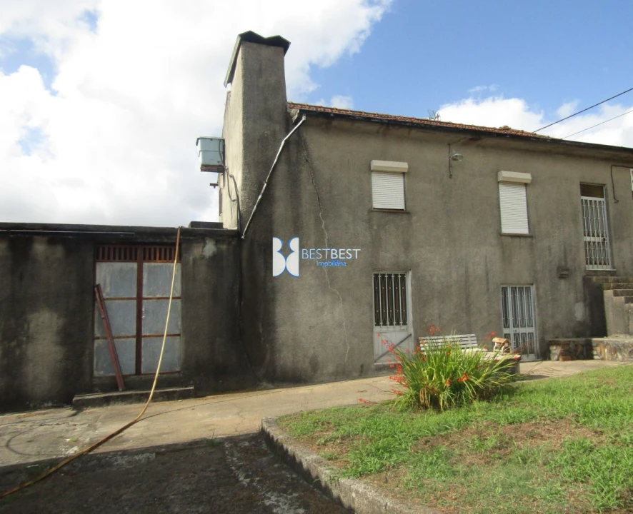 Moradia T6 para Venda em Bougado (São Martinho e Santiago) Foto 4