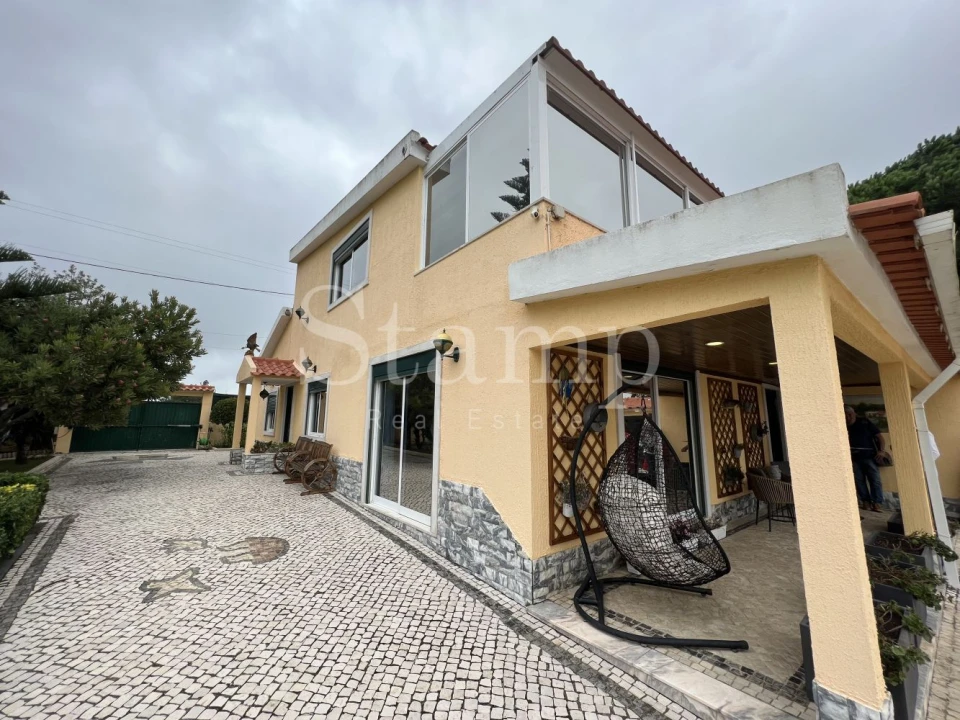 Moradia T3 para Venda em São João das Lampas e Terrugem Foto 2