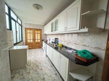 Apartamento T3 para Venda em Campanhã