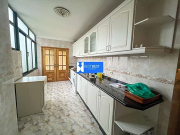 Apartamento T3 para Venda em Campanhã