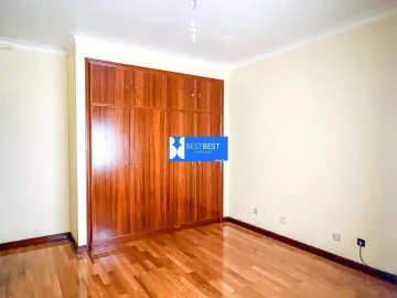 Apartamento T3 para Venda em Campanhã