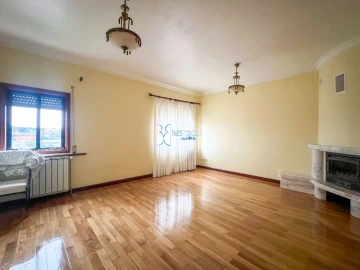 Apartamento T3 para Venda em Campanhã