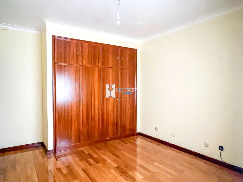 Apartamento T3 para Venda em Campanhã Foto 14