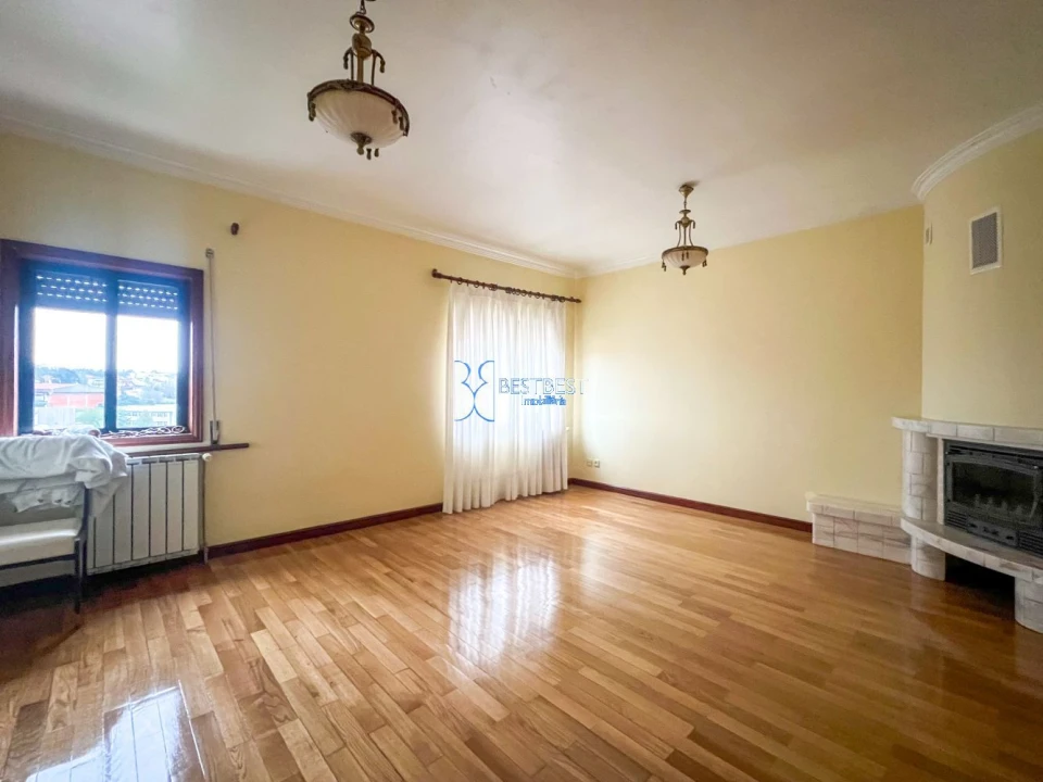 Apartamento T3 para Venda em Campanhã Foto 4