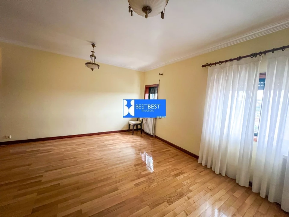 Apartamento T3 para Venda em Campanhã Foto 15