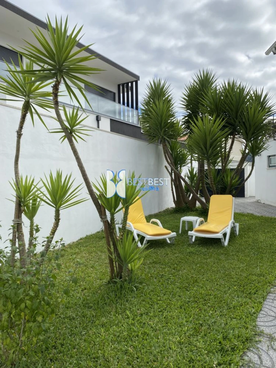 Moradia T3 para Venda em Belinho e Mar Foto 4