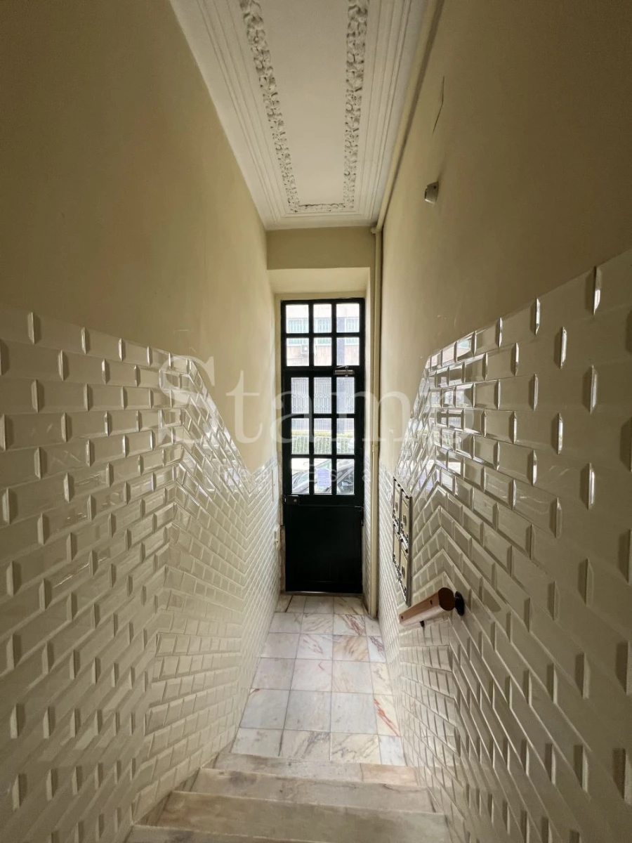 Apartamento T1 para Venda em Arroios Foto 13