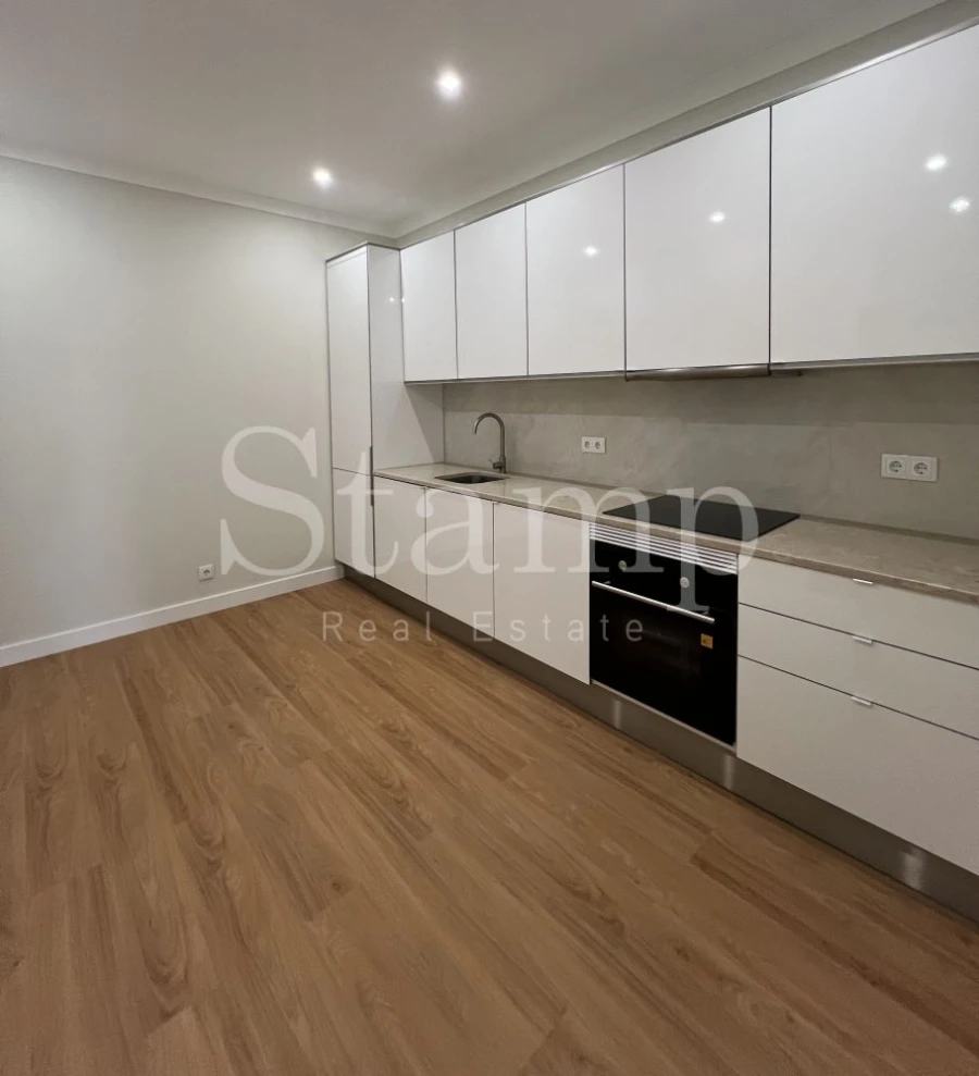 Apartamento T1 para Venda em Arroios Foto 7