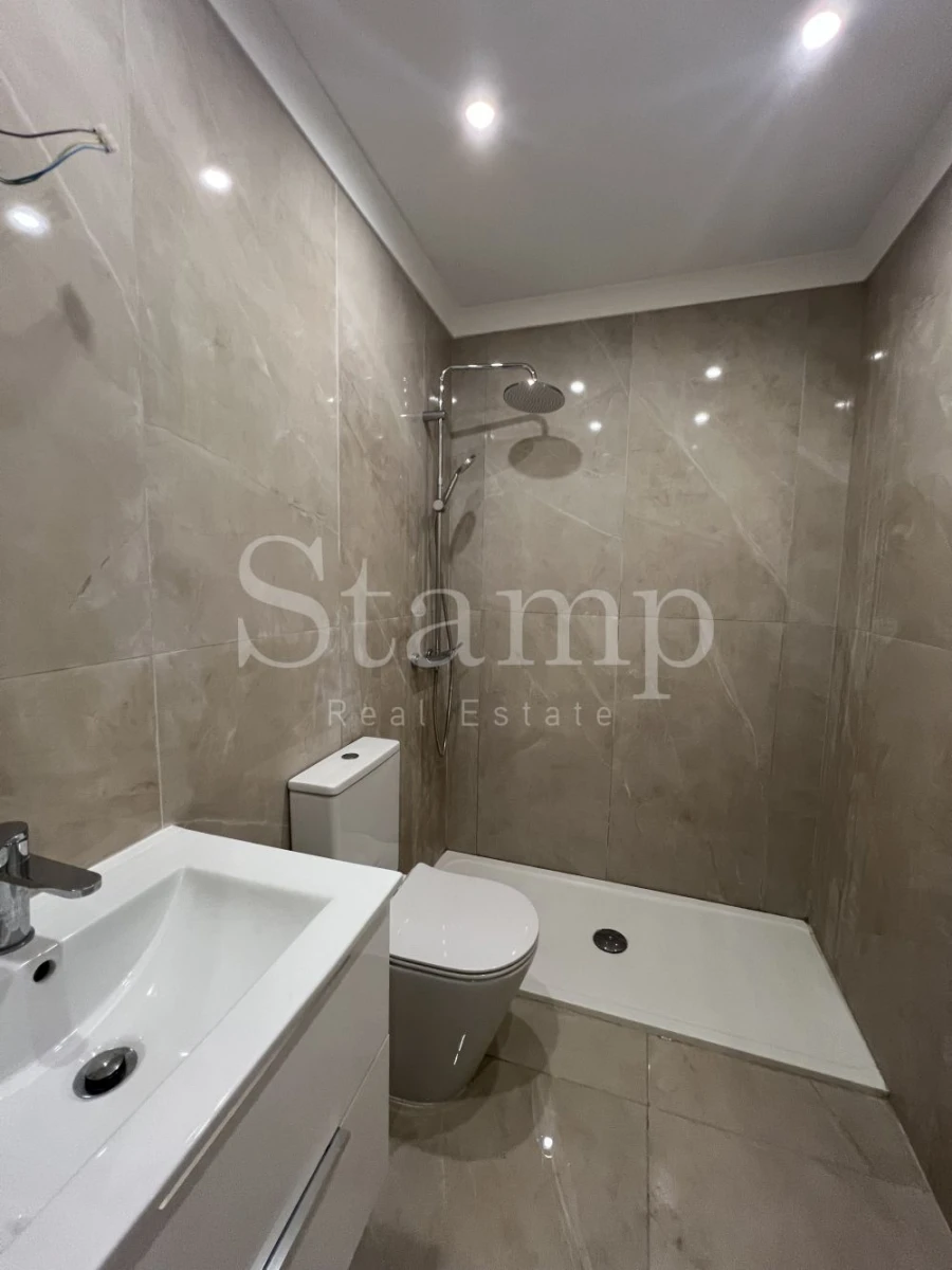 Apartamento T1 para Venda em Arroios Foto 12