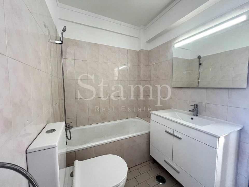 Apartamento T1 para Venda em Loures Foto 10