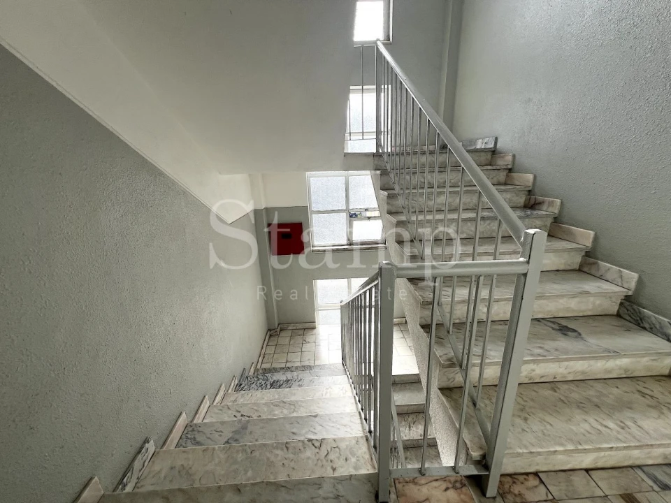 Apartamento T1 para Venda em Loures Foto 13