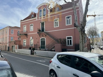 Loja para Venda em Carcavelos e Parede