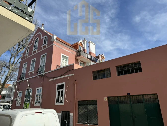 Loja para Venda em Carcavelos e Parede Foto 13