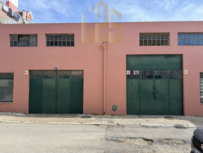 Loja para Venda em Carcavelos e Parede Foto 12