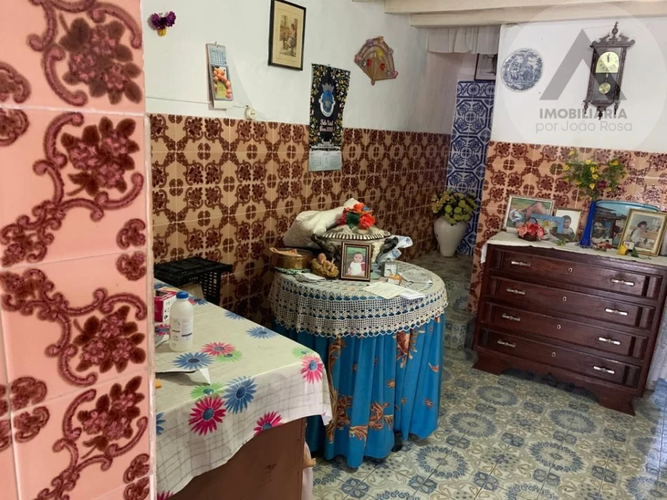 Moradia T2 para Venda em Espírito Santo, Nossa Senhora da Graça e São Simão Foto 3