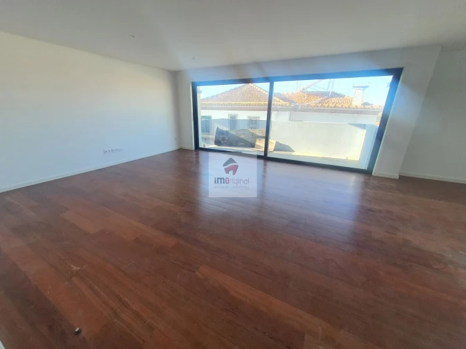 Apartamento T3 para Venda em Mafamude e Vilar do Paraíso Foto 3