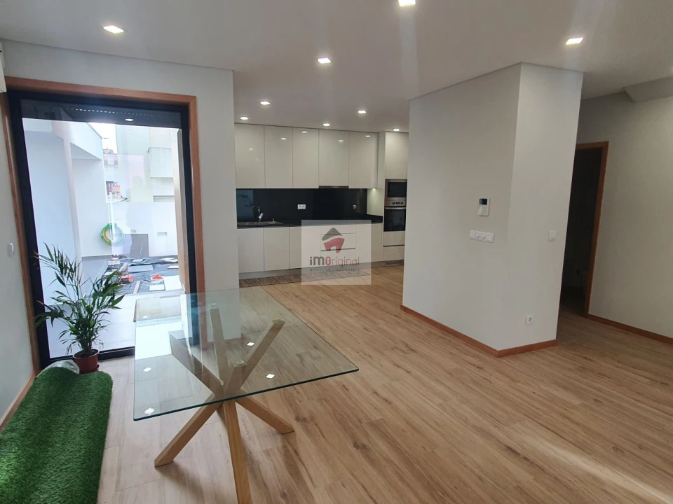 Moradia T3 para Venda em Madalena Foto 6