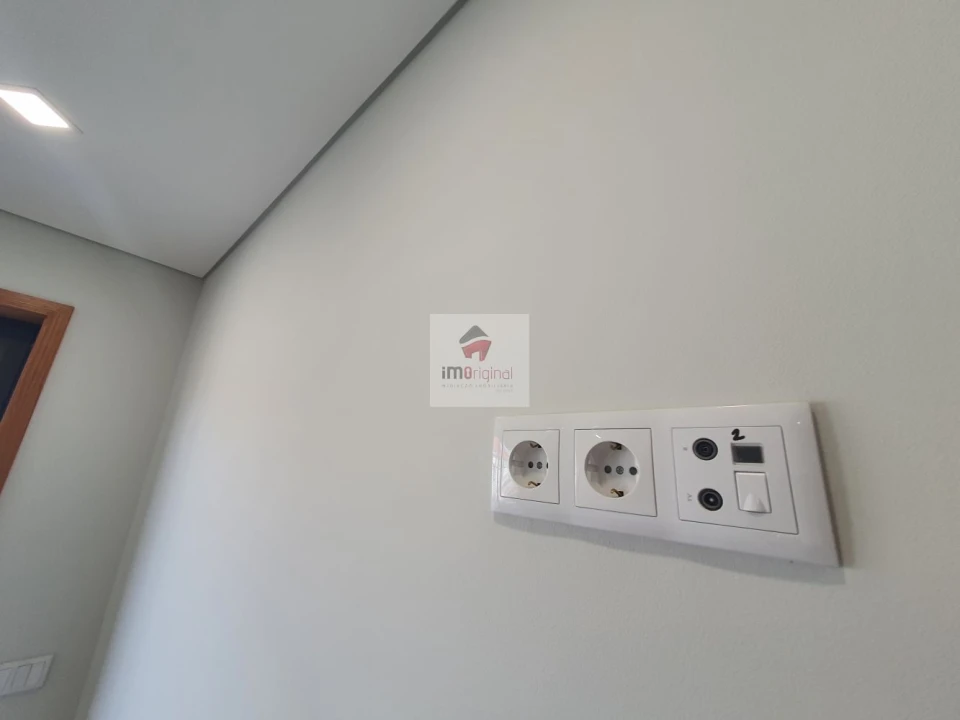 Moradia T3 para Venda em Madalena Foto 23