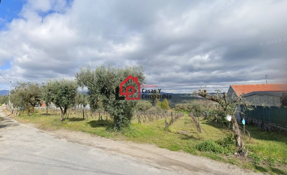 Terreno para Venda em Silgueiros Foto 2