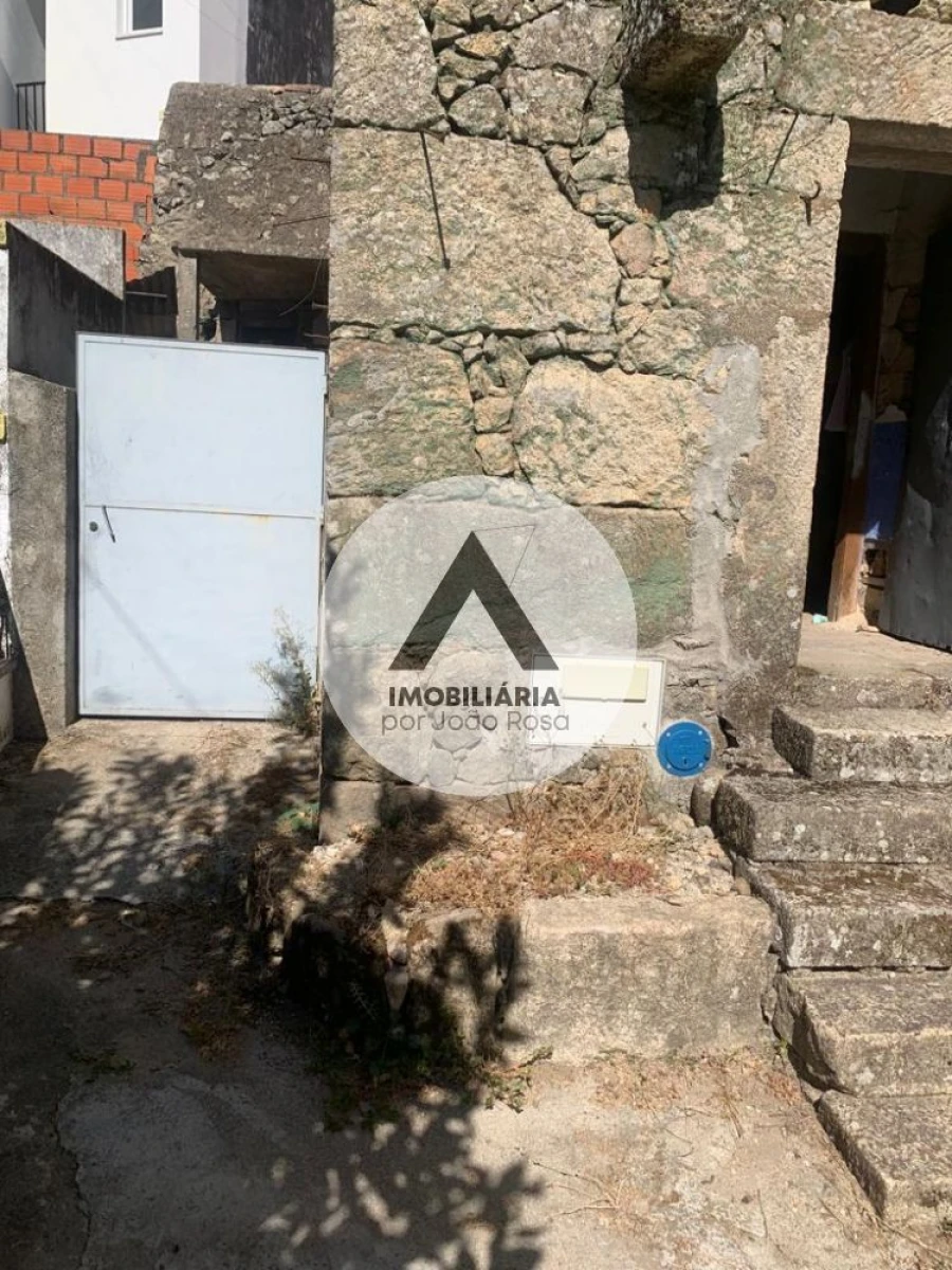 Moradia T3 para Venda em Alcains