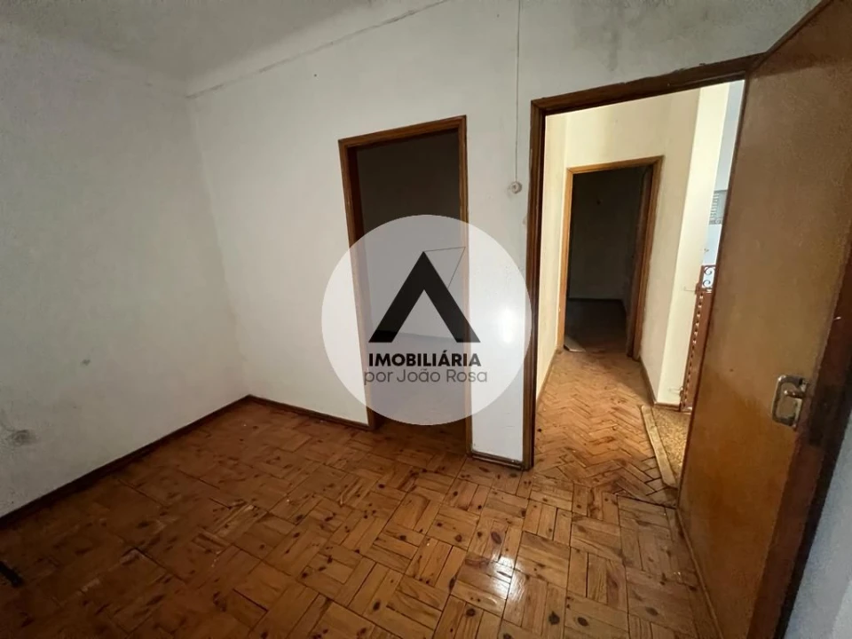 Moradia T6 para Venda em Castelo Branco Foto 12