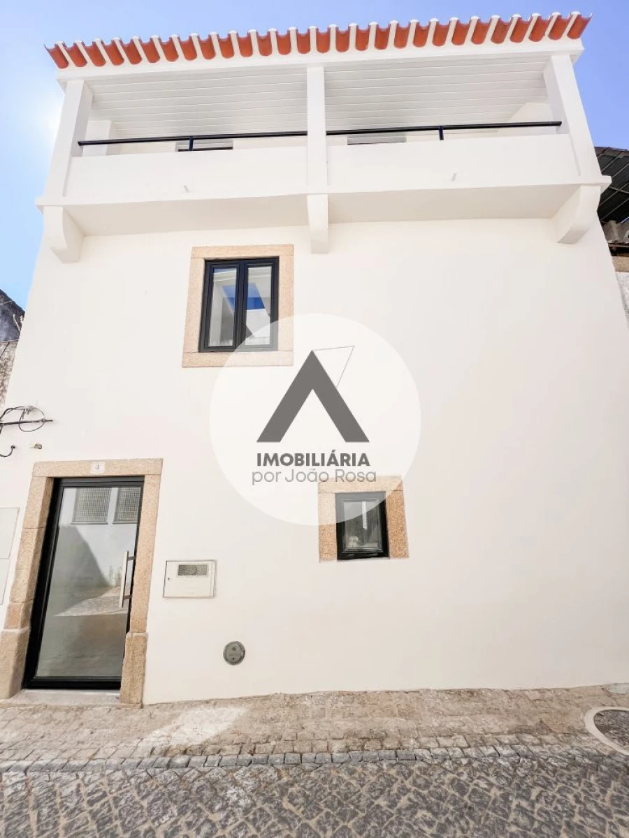 Moradia T3 para Venda em Alcains Foto 4