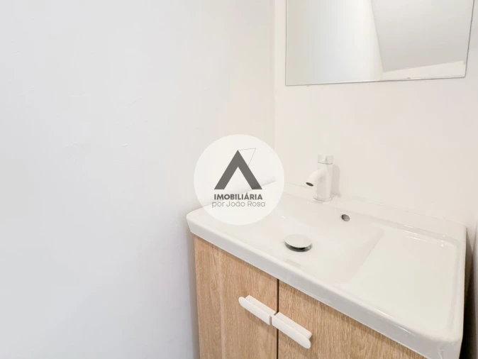 Moradia T3 para Venda em Alcains Foto 8