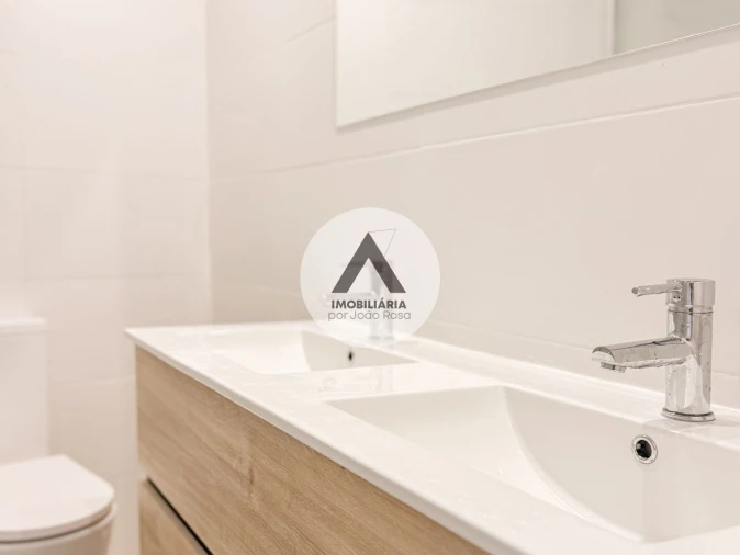 Moradia T3 para Venda em Alcains Foto 14