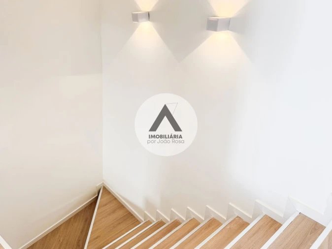 Moradia T3 para Venda em Alcains Foto 22