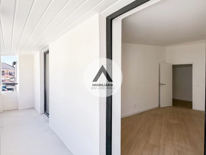 Moradia T3 para Venda em Alcains Foto 24