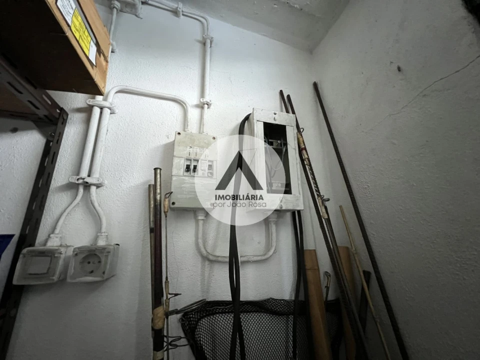 Garagem para Venda em Castelo Branco Foto 4