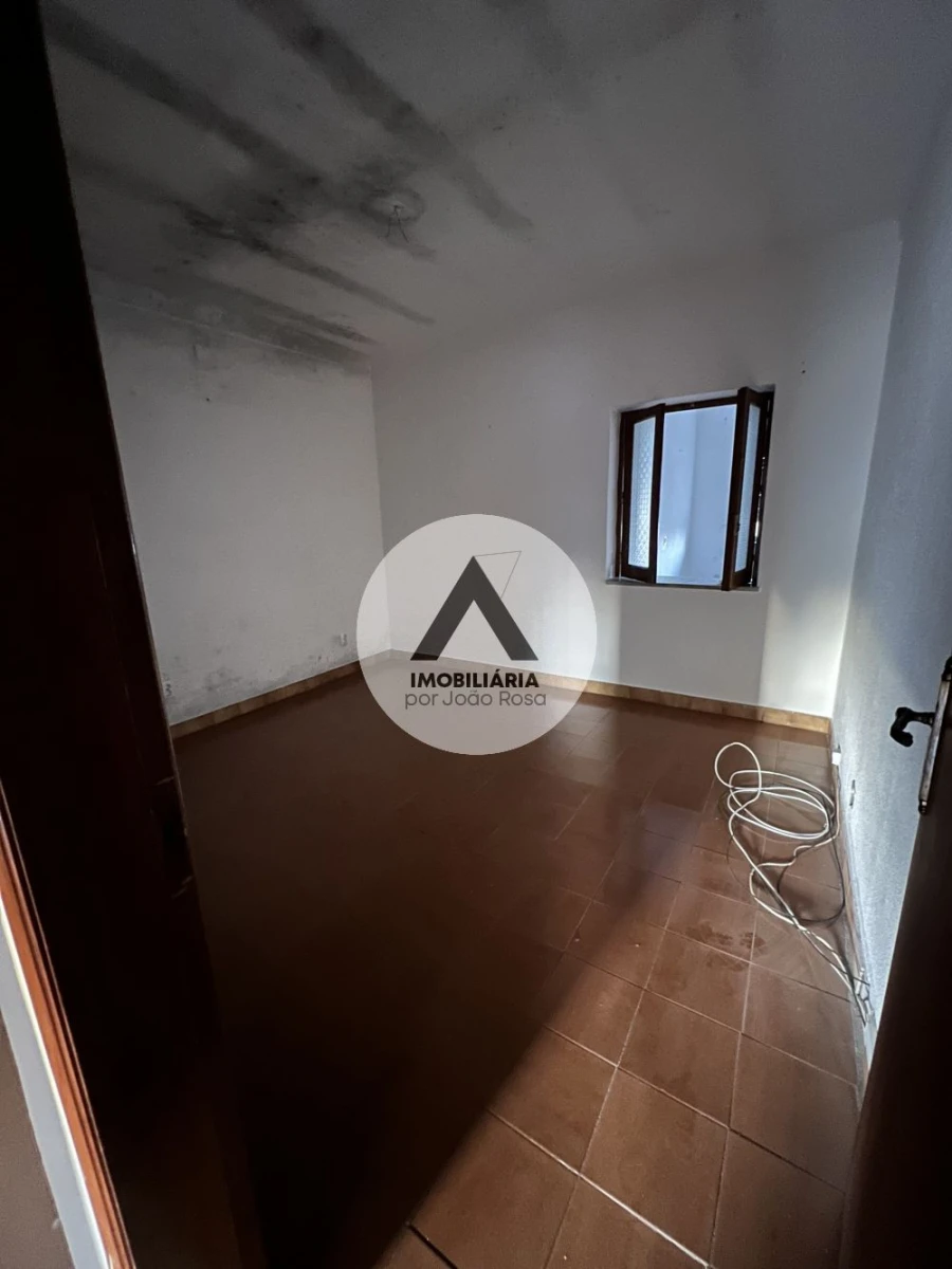 Moradia T3 para Venda em Cebolais de Cima e Retaxo Foto 9