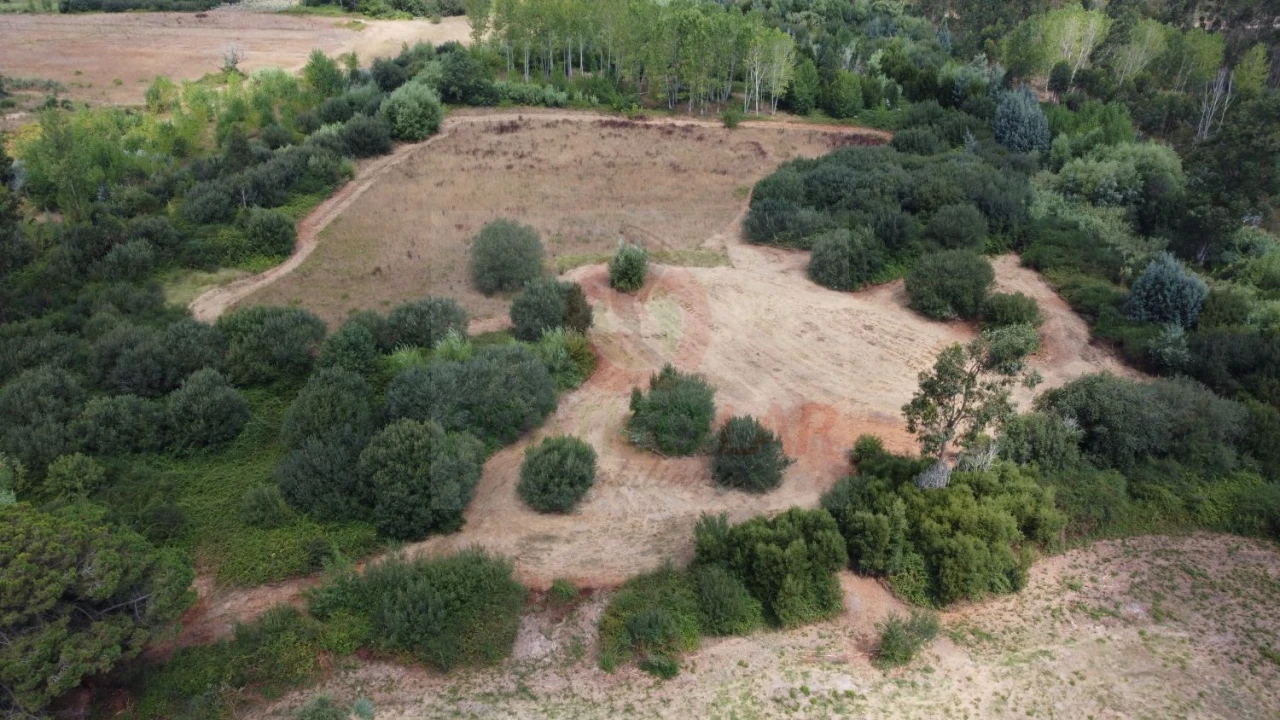 Terreno para Venda em Ouca Foto 8