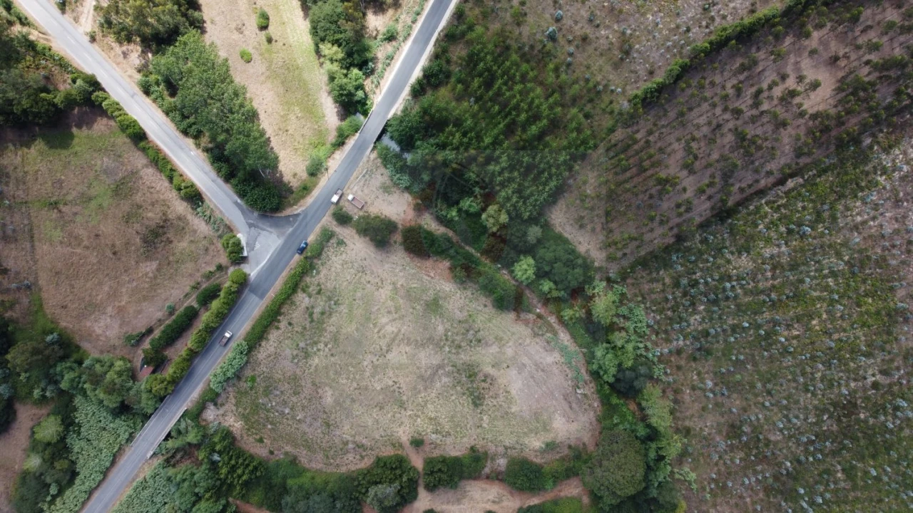 Terreno para Venda em Ouca Foto 16