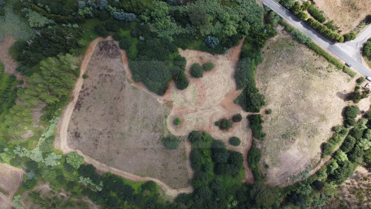 Terreno para Venda em Ouca Foto 2