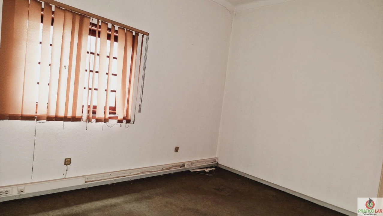 Loja para Venda em Arcos e Mogofores Foto 11