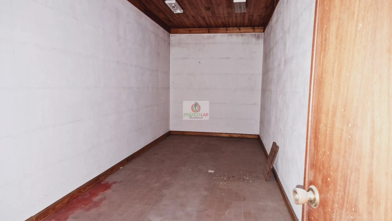 Loja para Venda em Arcos e Mogofores Foto 23