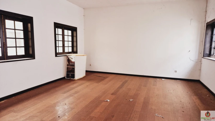 Loja para Venda em Arcos e Mogofores Foto 14