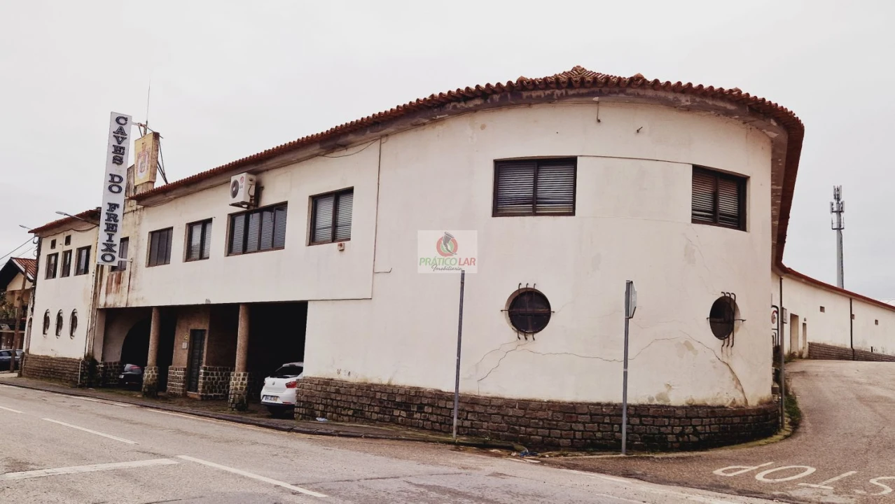 Loja para Venda em Arcos e Mogofores Foto 6