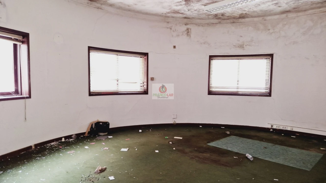 Loja para Venda em Arcos e Mogofores Foto 13